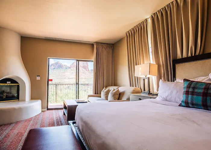 The Cliffs 3*