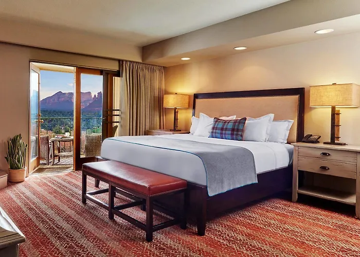 The Cliffs Hotel 3*